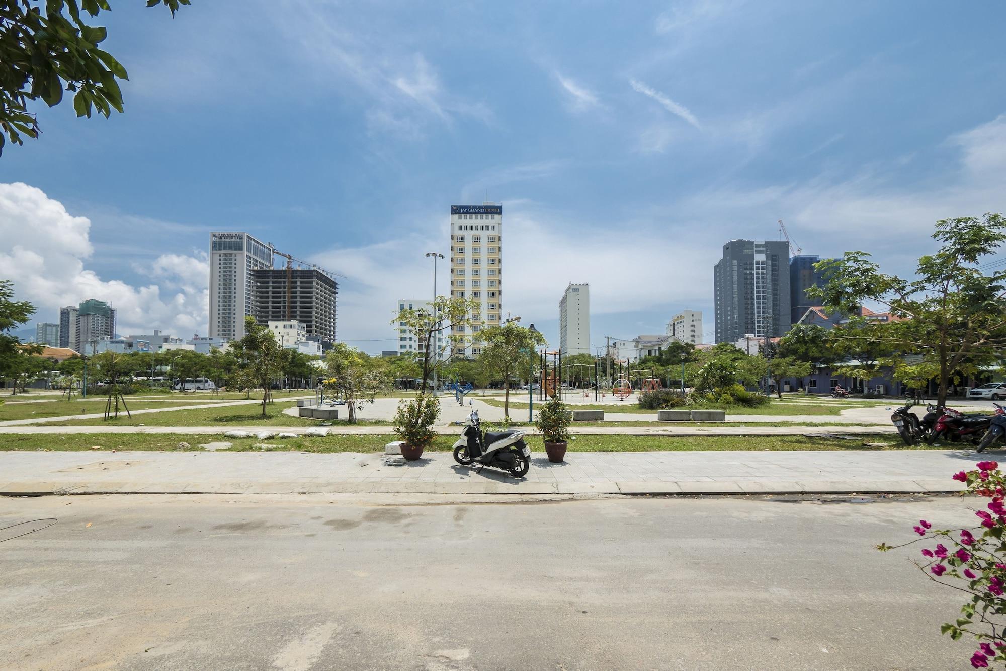 Hanoi Blue Hotel - The Water Front Da Nang Exterior foto